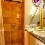 Kaktusz 4*