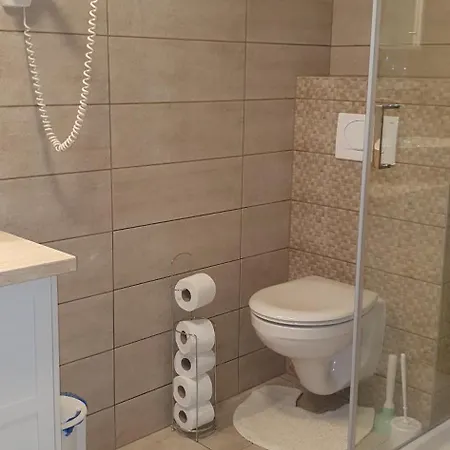 Kaktusz Πανσιόν 4*