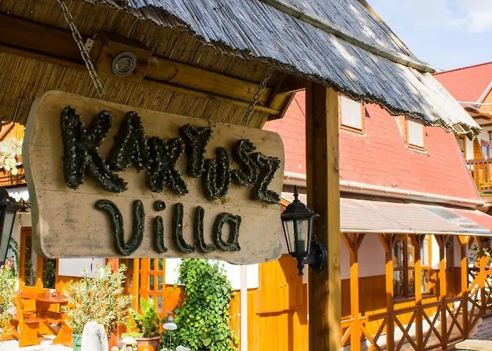 ゲストハウス Kaktusz ヘーヴィーズ